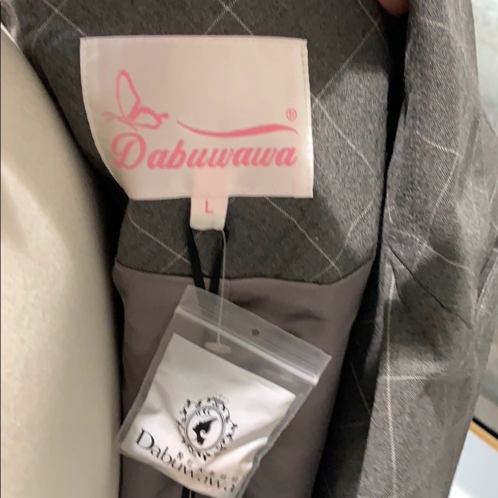 Jacket - Picture 9 of 11